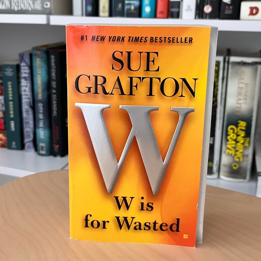 3/$20 📚 Sue Grafton 'W is for Wasted' Book